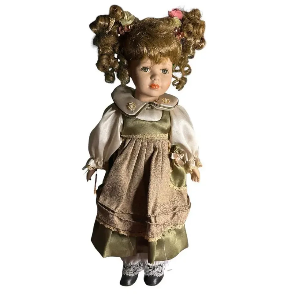 porcelain doll vintage 15” sandy brown hair